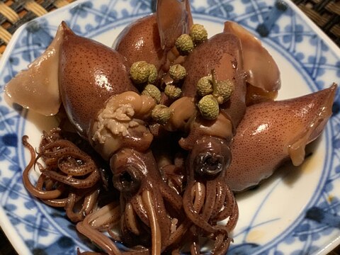 ぴりっと大人味、ホタルイカの実山椒煮